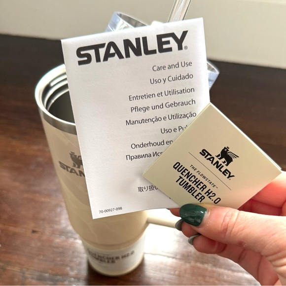 NWT Stanley Flowstate Quencher H2.0 Tumbler in unique Calcite Calacatta pattern - Picture 7 of 9